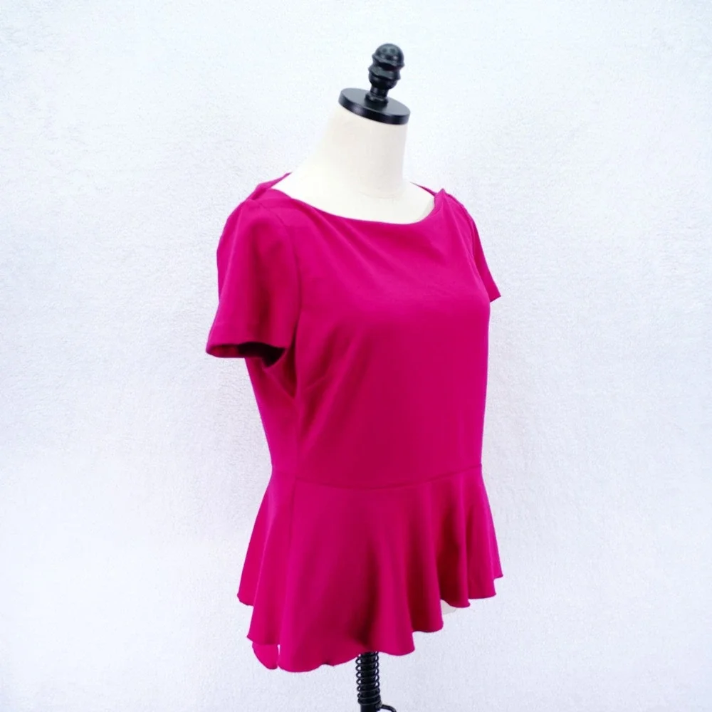 Tahari -Large- Hot Pink Peplum Top Blouse Boat Neck Short Sleeve Waist Flare - Picture 4 of 7